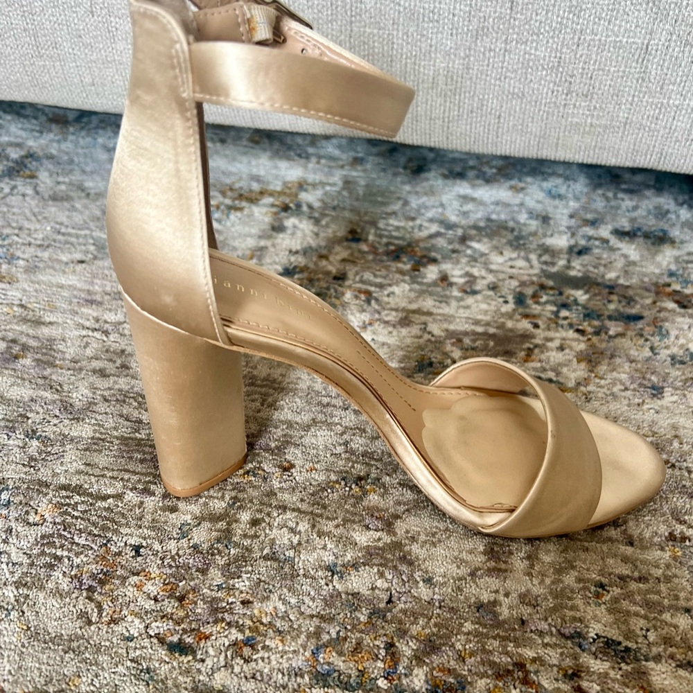 Gianni Bini Nude Chunky Heel Sandals - Picture 7 of 9